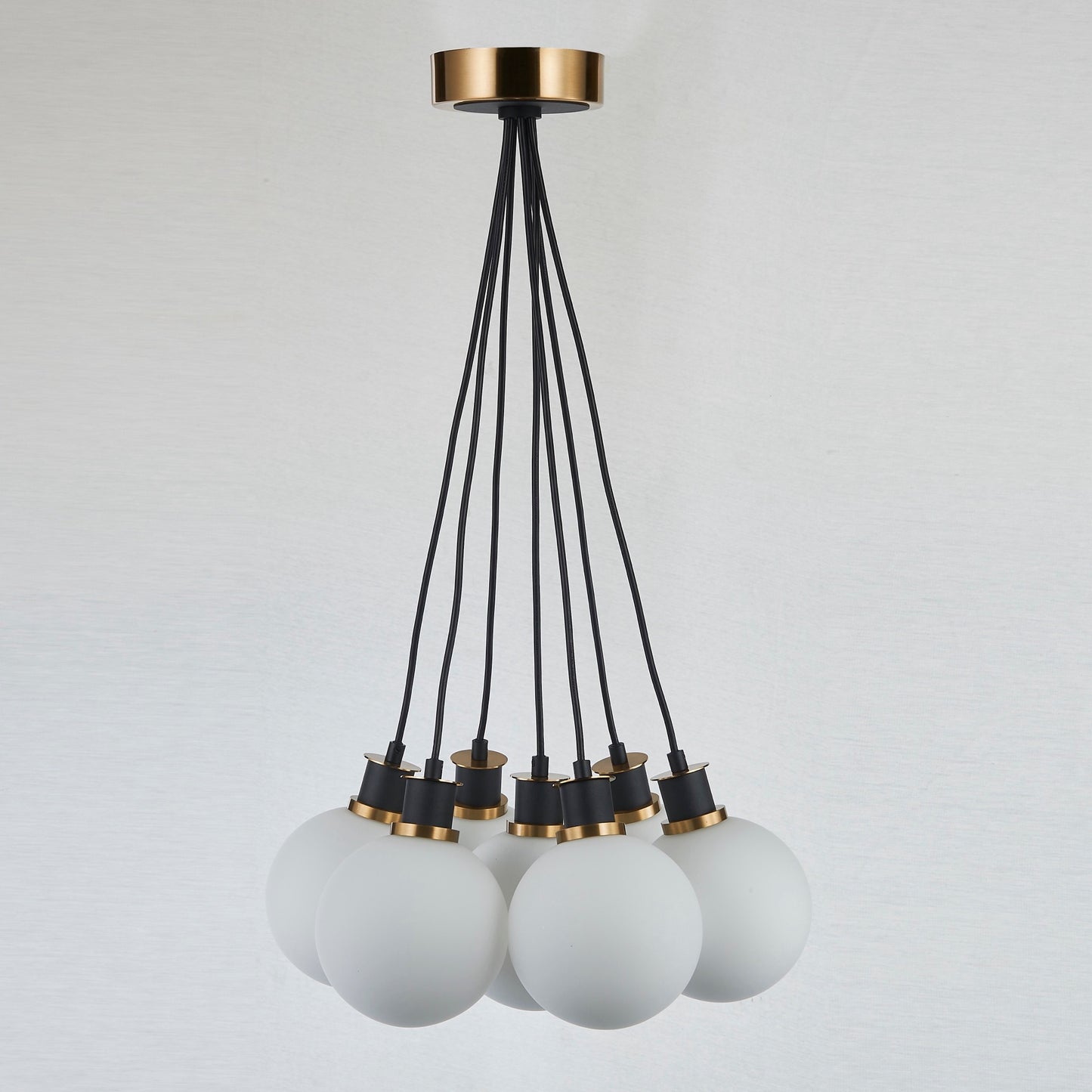 Suspension à 7 lumières de la collection Gem