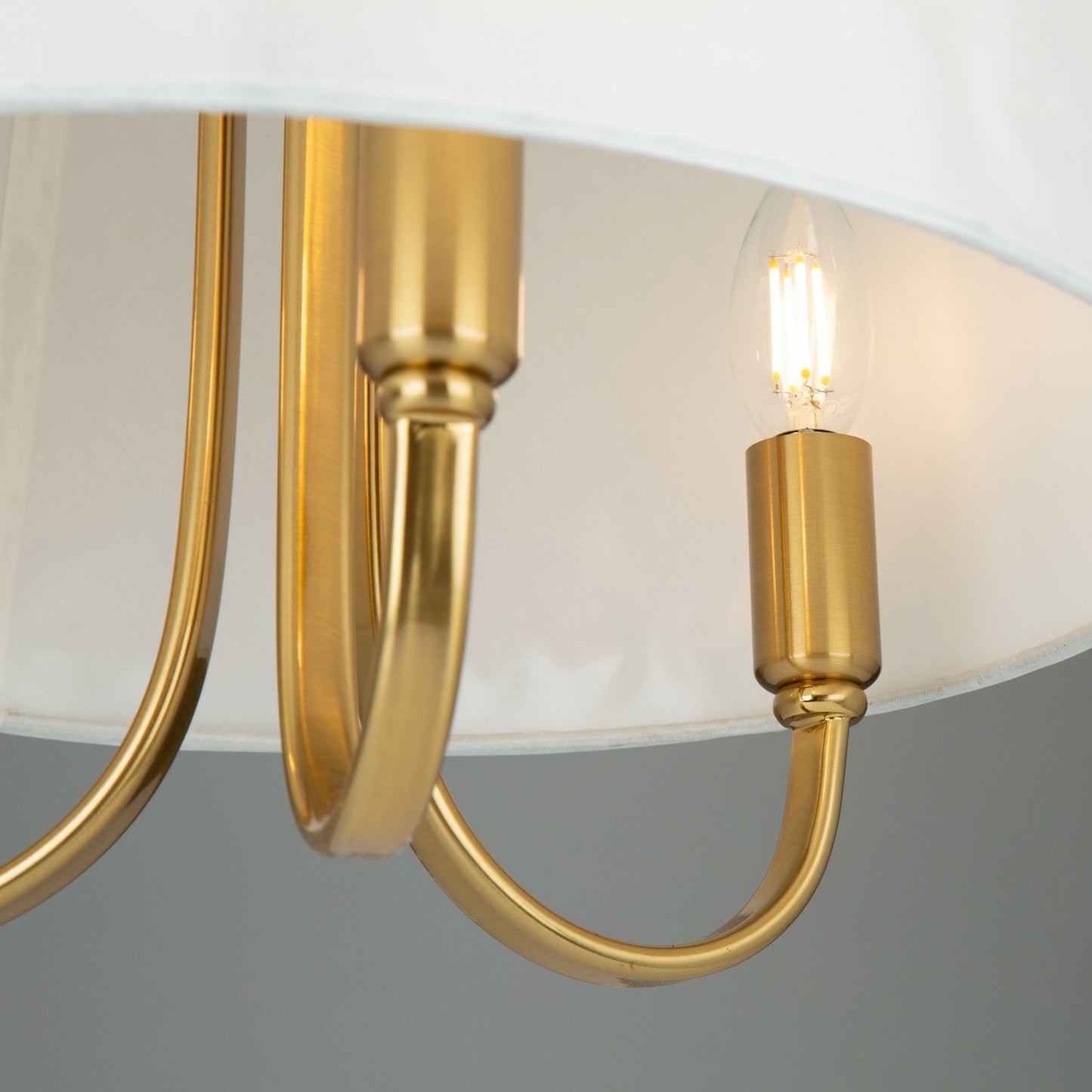 Plafonnier semi-encastré à 3 lampes Rhythm