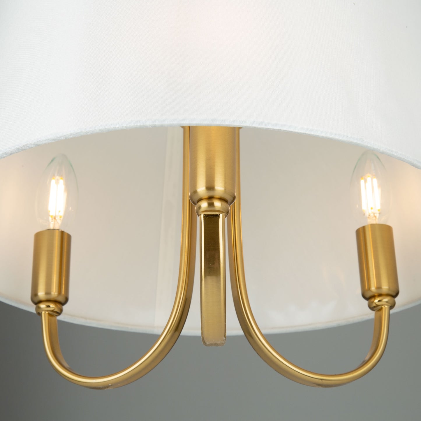 Plafonnier semi-encastré à 3 lampes Rhythm